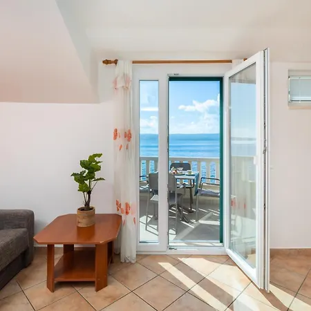 Beach Porat Apartahotel 3*