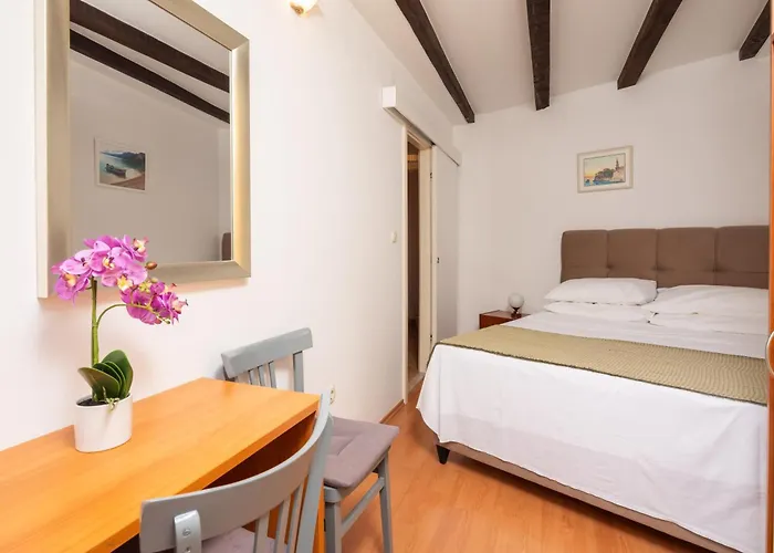 Beach Porat 3*
